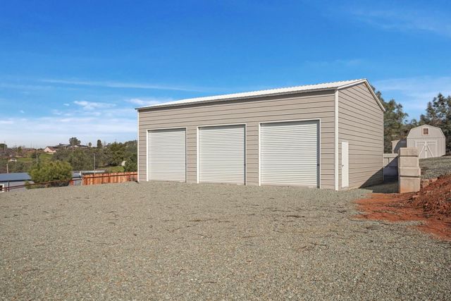 7226 Conner Dr, Valley Springs, CA 95252