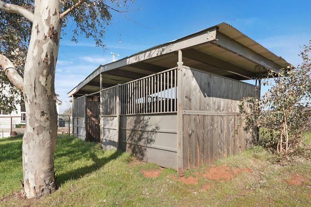 7226 Conner Dr, Valley Springs, CA 95252