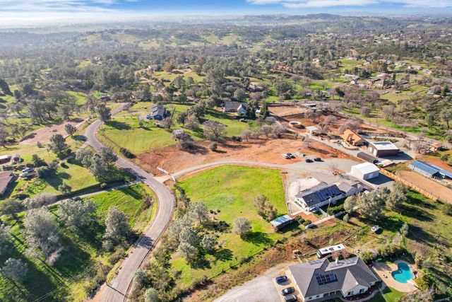 7226 Conner Dr, Valley Springs, CA 95252