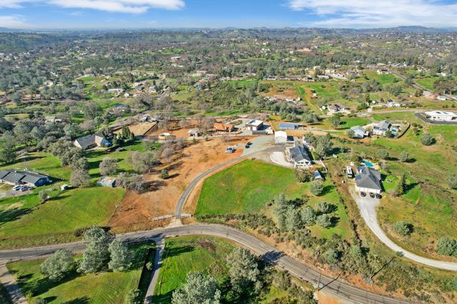 7226 Conner Dr, Valley Springs, CA 95252