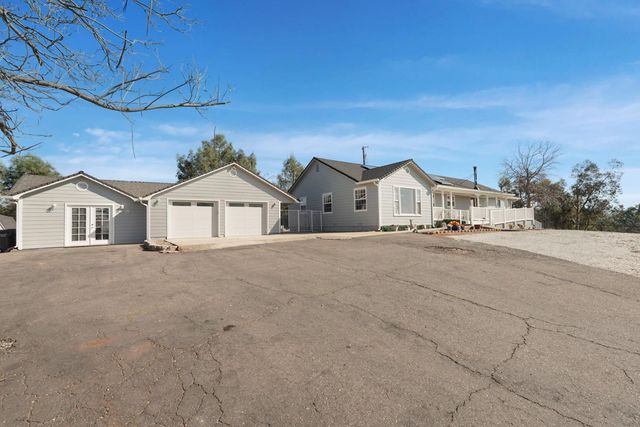 7226 Conner Dr, Valley Springs, CA 95252