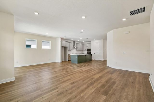 6056 SACRED OAK AVENUE, Mount Dora, FL 32757