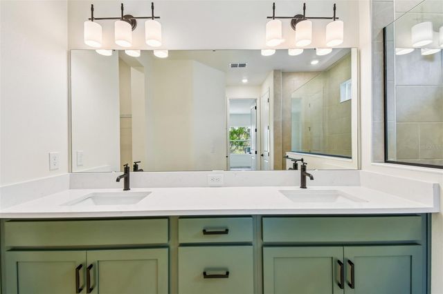 6056 SACRED OAK AVENUE, Mount Dora, FL 32757