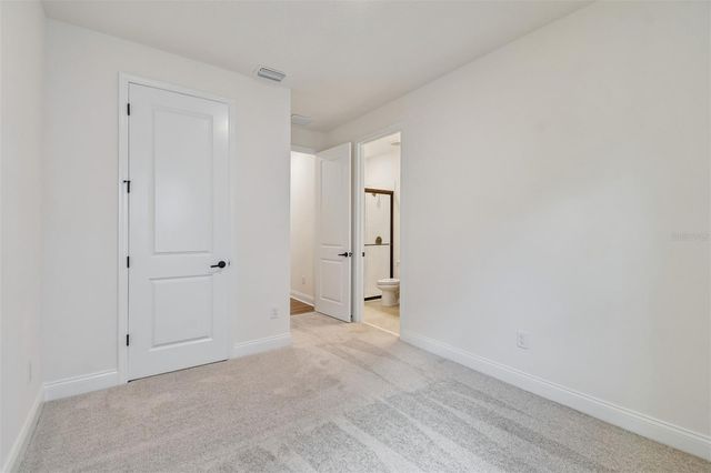 6056 SACRED OAK AVENUE, Mount Dora, FL 32757