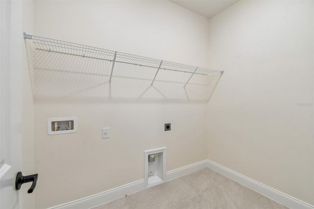 6056 SACRED OAK AVENUE, Mount Dora, FL 32757