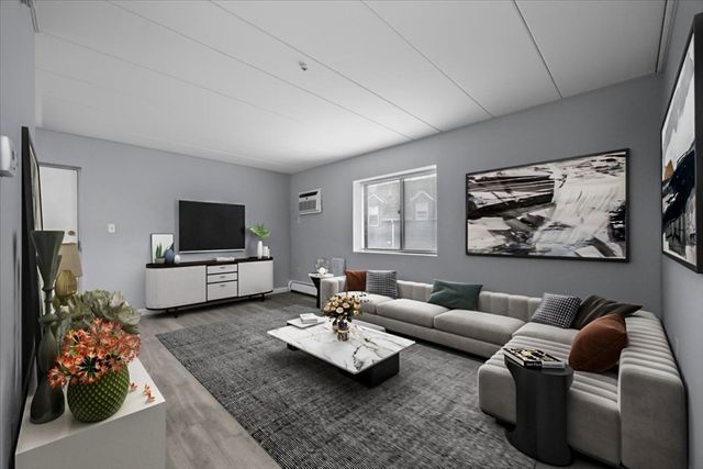 141 Commercial St 9, Braintree, MA 02184