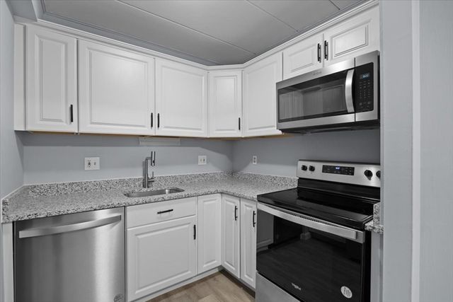 141 Commercial St 9, Braintree, MA 02184