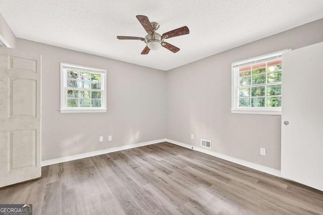 971 Canyon Trail SW, Marietta, GA 30060