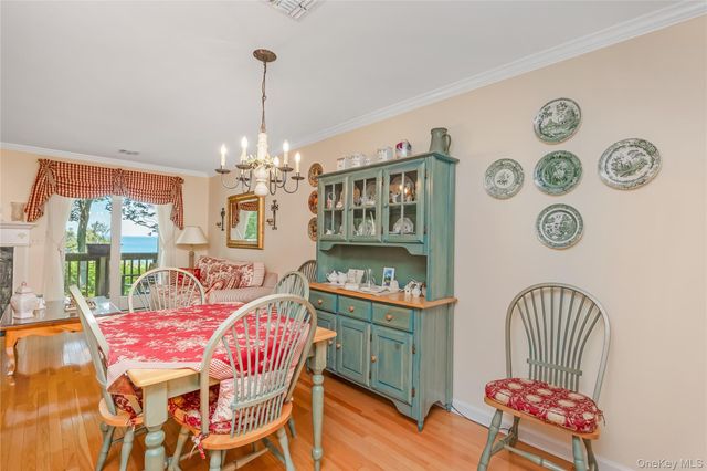1302 Willow Pond Drive, Riverhead, NY 11901