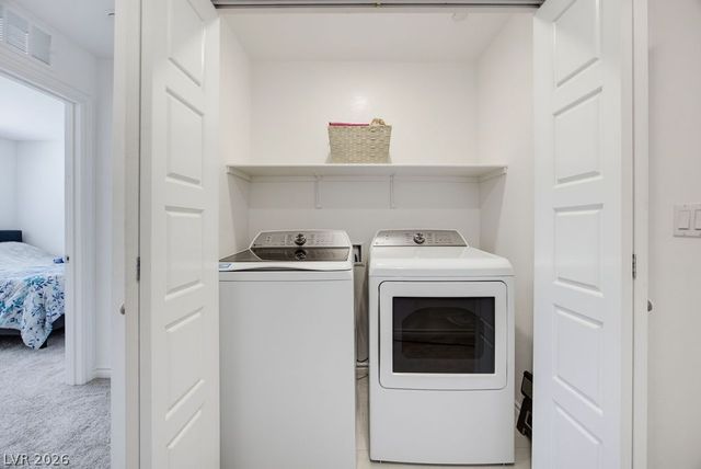 6236 Foxes Dale Street, Las Vegas, NV 89166