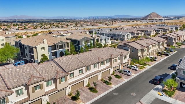 6236 Foxes Dale Street, Las Vegas, NV 89166