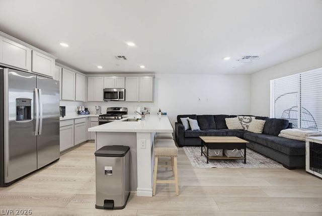 6236 Foxes Dale Street, Las Vegas, NV 89166