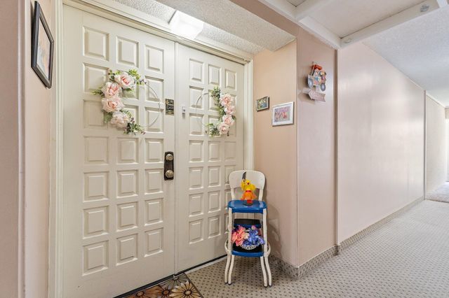 1800 SE Saint Lucie Boulevard 6-203, Stuart, FL 34996