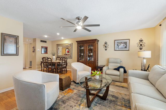 1800 SE Saint Lucie Boulevard 6-203, Stuart, FL 34996