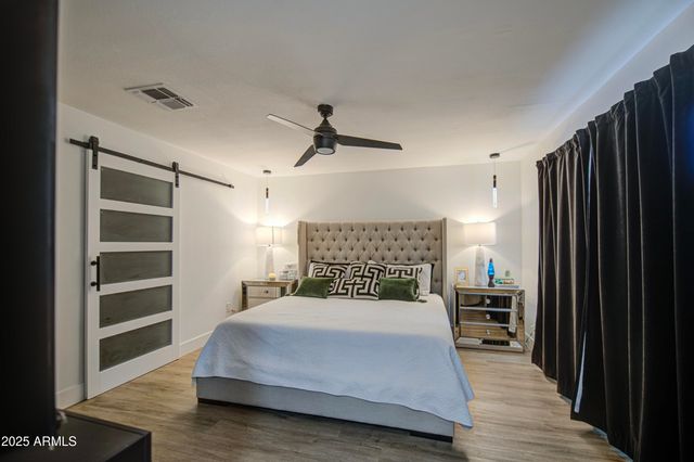 919 W PORT ROYALE Lane, Phoenix, AZ 85023