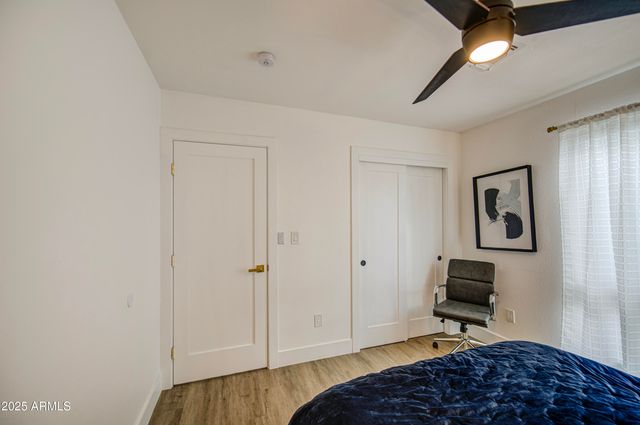 919 W PORT ROYALE Lane, Phoenix, AZ 85023