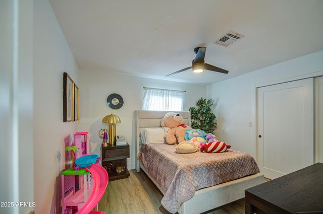 919 W PORT ROYALE Lane, Phoenix, AZ 85023