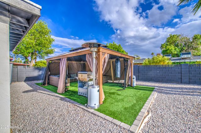 919 W PORT ROYALE Lane, Phoenix, AZ 85023