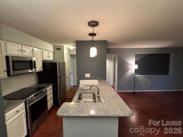 417 W 8th Street, Charlotte, NC 28202