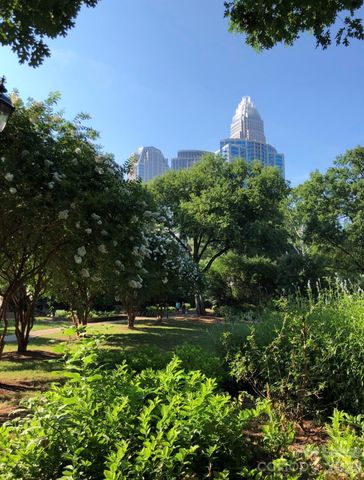 417 W 8th Street, Charlotte, NC 28202