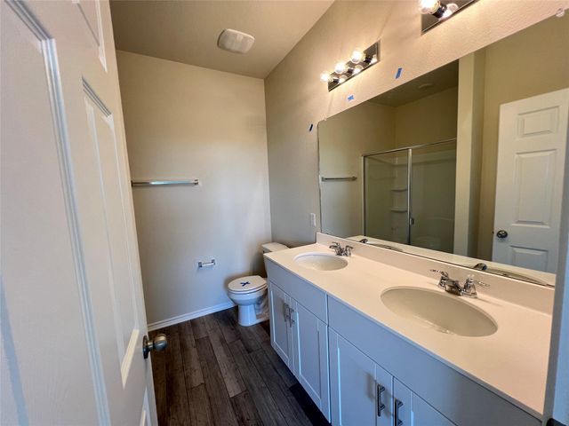 561 Papaya DR, Buda, TX 78610