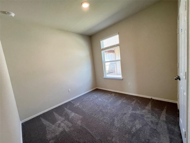 561 Papaya DR, Buda, TX 78610