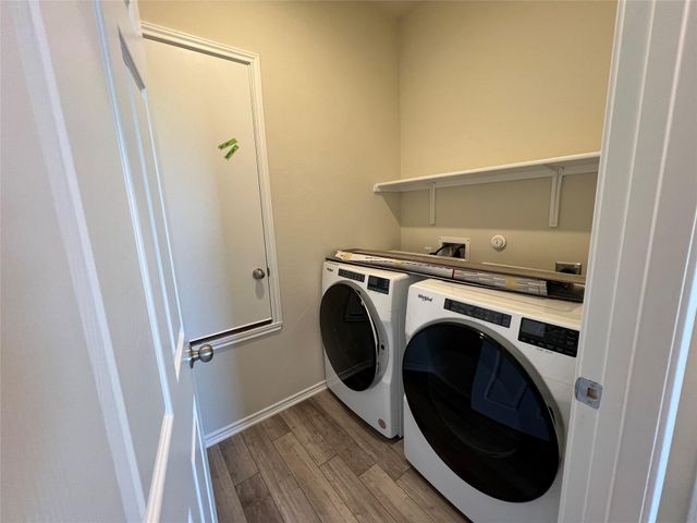 561 Papaya DR, Buda, TX 78610