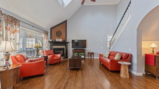 4506 W Creekview Drive, Rogers, AR 72758
