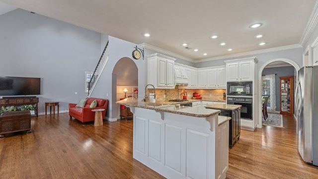 4506 W Creekview Drive, Rogers, AR 72758