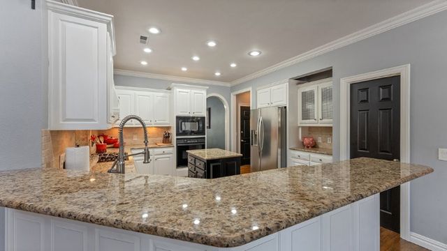 4506 W Creekview Drive, Rogers, AR 72758
