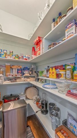 4506 W Creekview Drive, Rogers, AR 72758