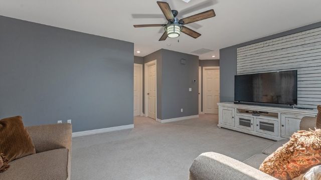 4506 W Creekview Drive, Rogers, AR 72758