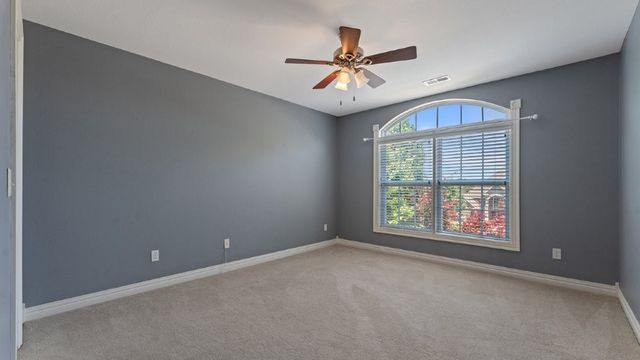 4506 W Creekview Drive, Rogers, AR 72758