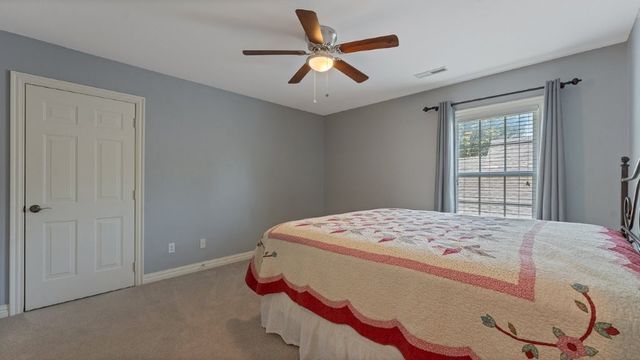 4506 W Creekview Drive, Rogers, AR 72758