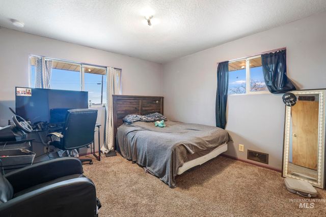 2658 Addison Ave E, Twin Falls, ID 83301