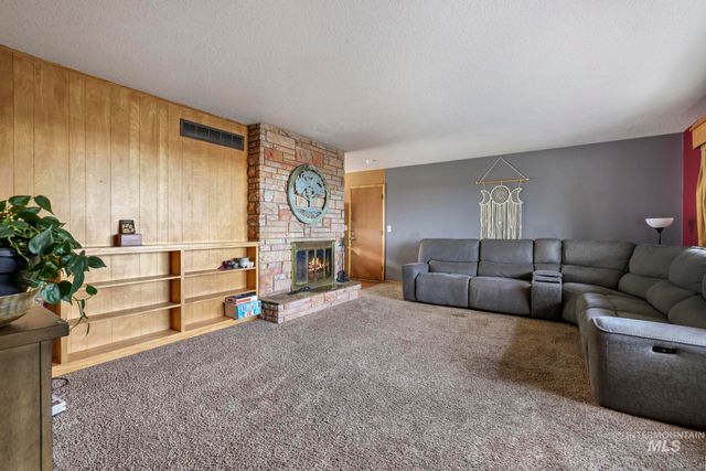 2658 Addison Ave E, Twin Falls, ID 83301