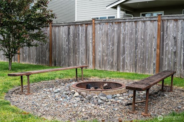 922 Grinnell Avenue SW, Orting, WA 98360