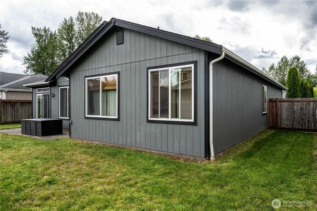 922 Grinnell Avenue SW, Orting, WA 98360