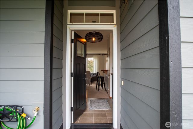 922 Grinnell Avenue SW, Orting, WA 98360