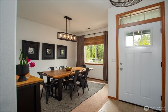922 Grinnell Avenue SW, Orting, WA 98360