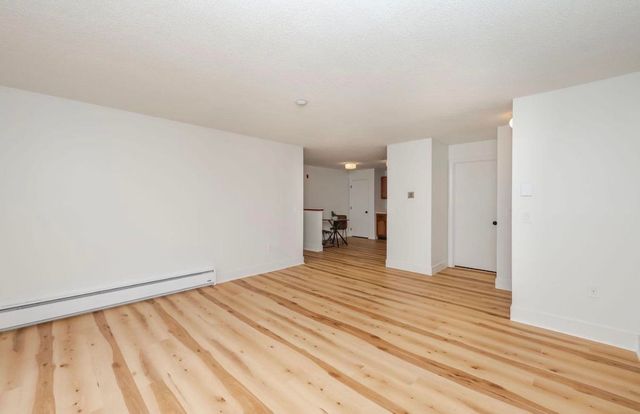 130 Endicott St N Unit 309, Laconia, NH 03246