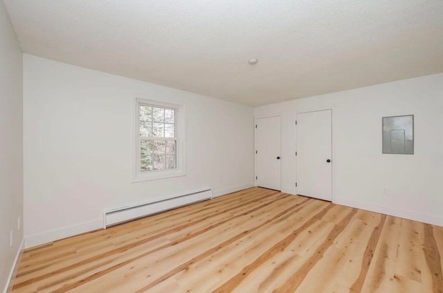 130 Endicott St N Unit 309, Laconia, NH 03246