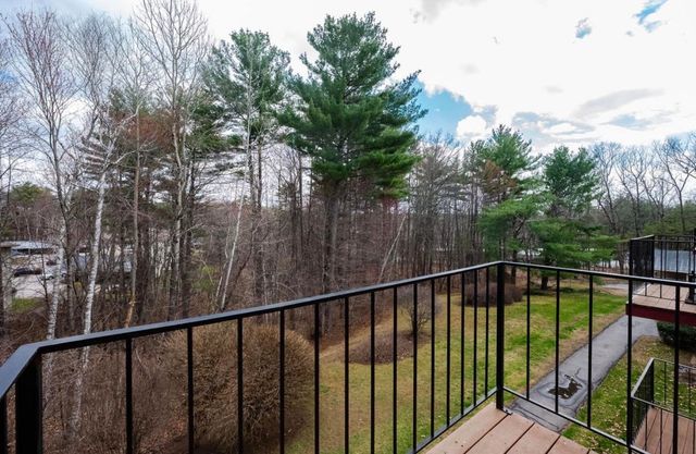 130 Endicott St N Unit 309, Laconia, NH 03246