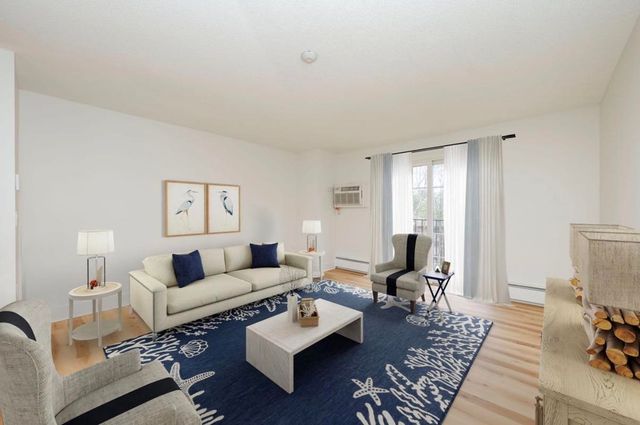 130 Endicott St N Unit 309, Laconia, NH 03246