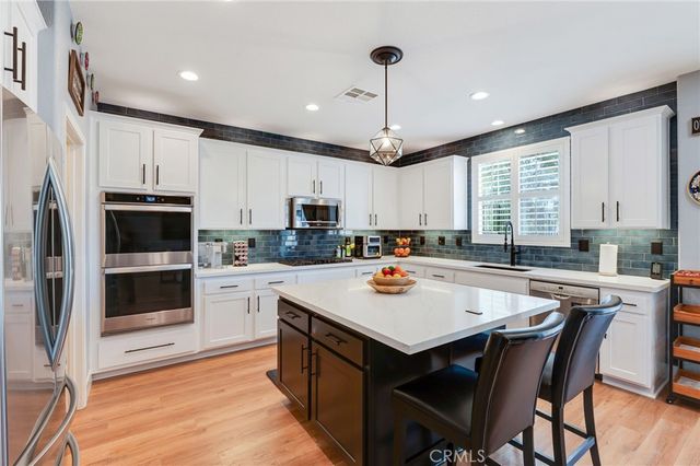 45701 Camino Rubi, Temecula, CA 92592