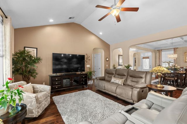 1512 Kensington Ln., Myrtle Beach, SC 29577