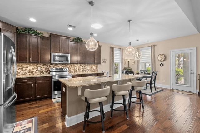 1512 Kensington Ln., Myrtle Beach, SC 29577