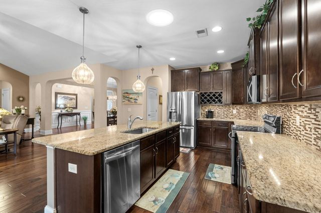 1512 Kensington Ln., Myrtle Beach, SC 29577