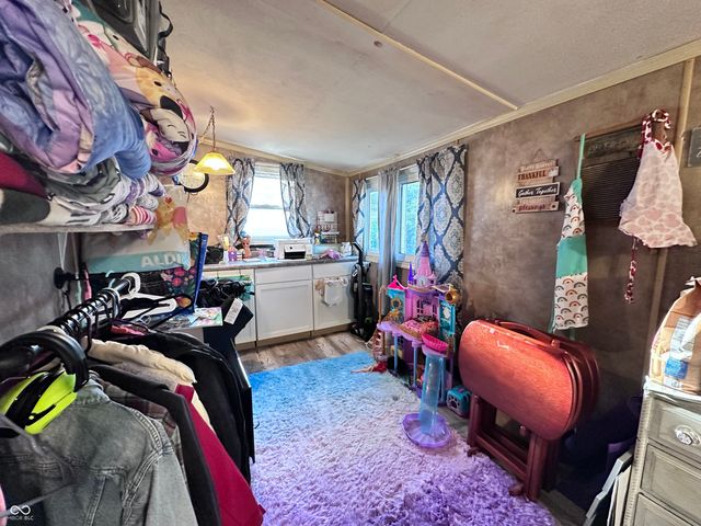 614 W 34th Street, Anderson, IN 46013