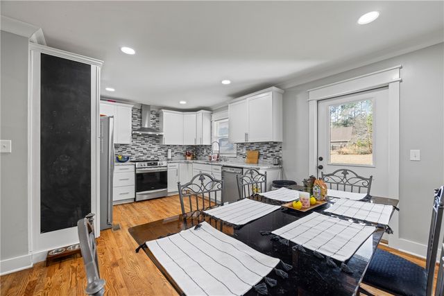 318 S Pine Street, Walhalla, SC 29691